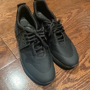 Timberland, Black, Woman’s Size 9.5